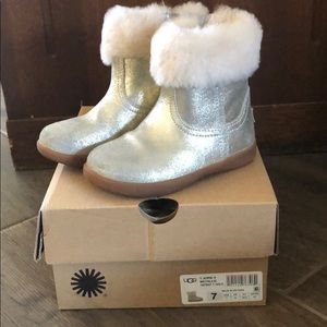 Kids UGG boots Jorie II metallic size 7